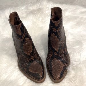 Madden Girl Ankle boots